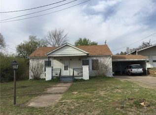 1021 W 4th St S, Sand Springs, OK 74063