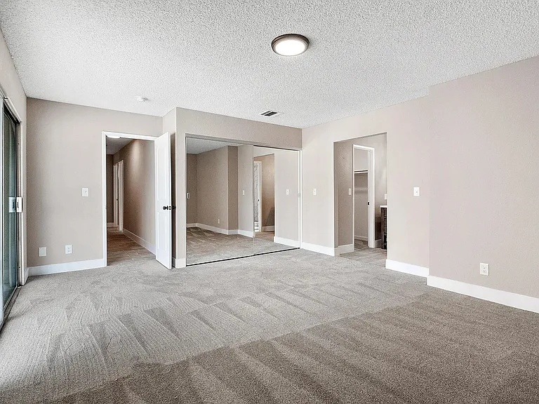 4749 W Avenue K12 — Photo 21