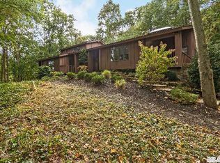 24 Spring Hollow Rd, Saint James, NY 11780