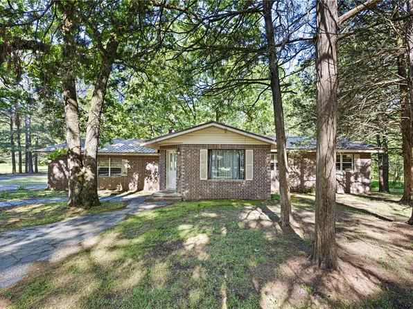 10616 S Liberty Rd, Dardanelle, AR 72834