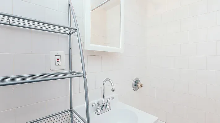 Rented by RBM Management | media 5