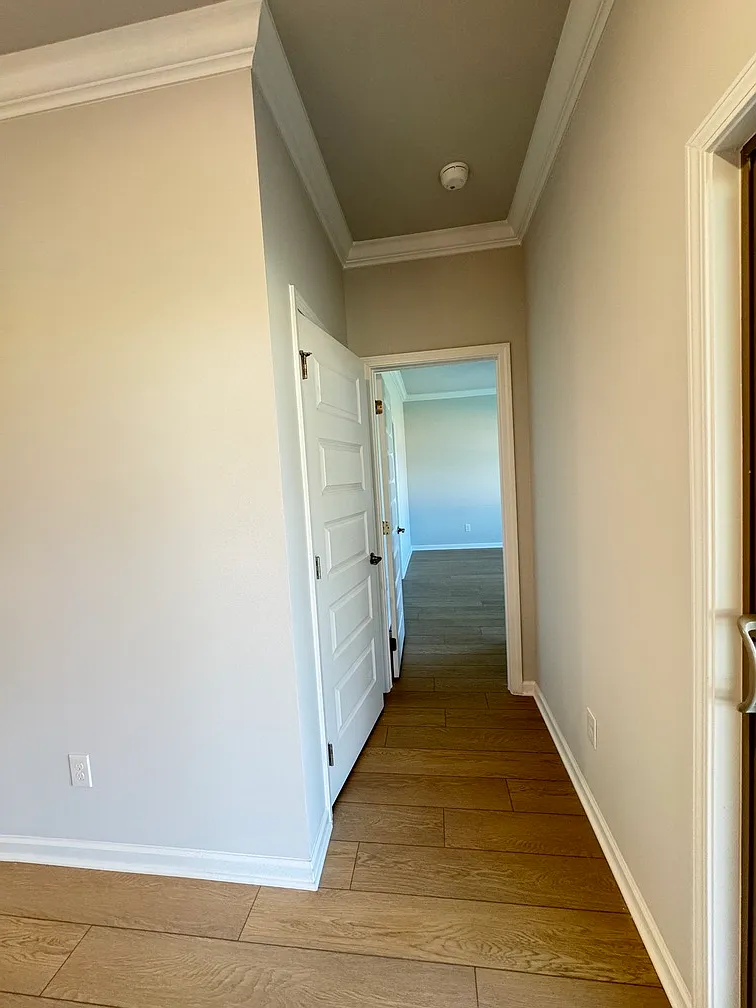 3 bed, 1703 sqft, $2,200 — Photo 3