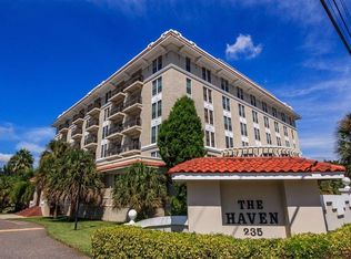 235 6th St NW APT 208, Winter Haven, FL 33881