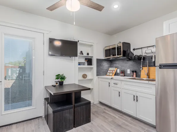 2238 E Grant Rd #2, Tucson, AZ 85719