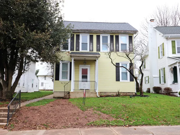 419 Maple St Floor 2, Terre Hill, PA 17581