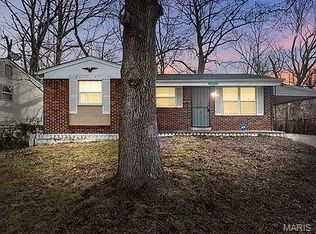 10265 Lord Dr, Saint Louis, MO 63136