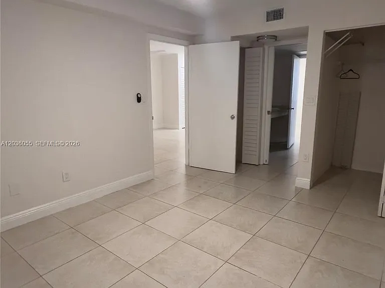 2880 N Oakland Forest Dr #107 — Photo 9