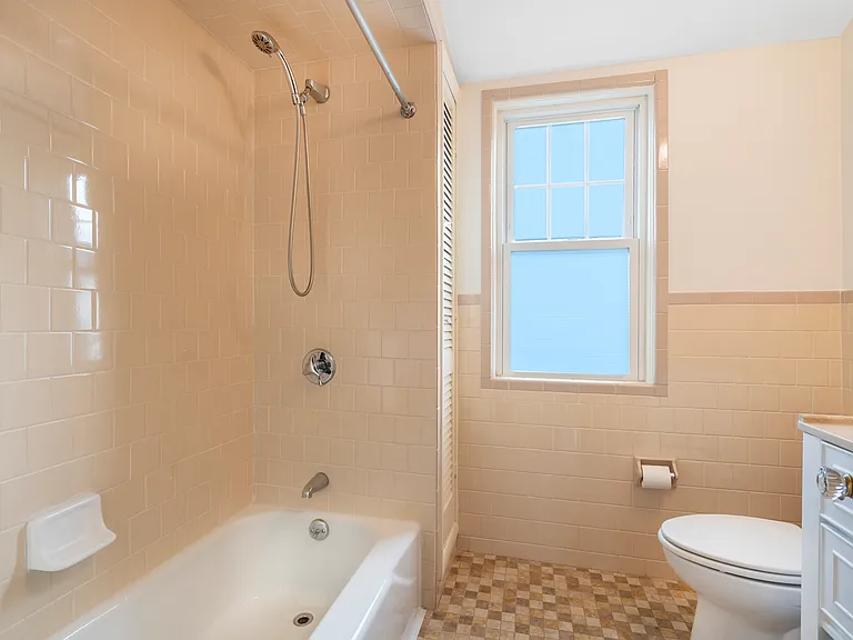 157 Langdon Ave #157 — Photo 21