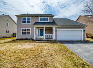 1318 Chesterfield Ln, Grayslake, IL