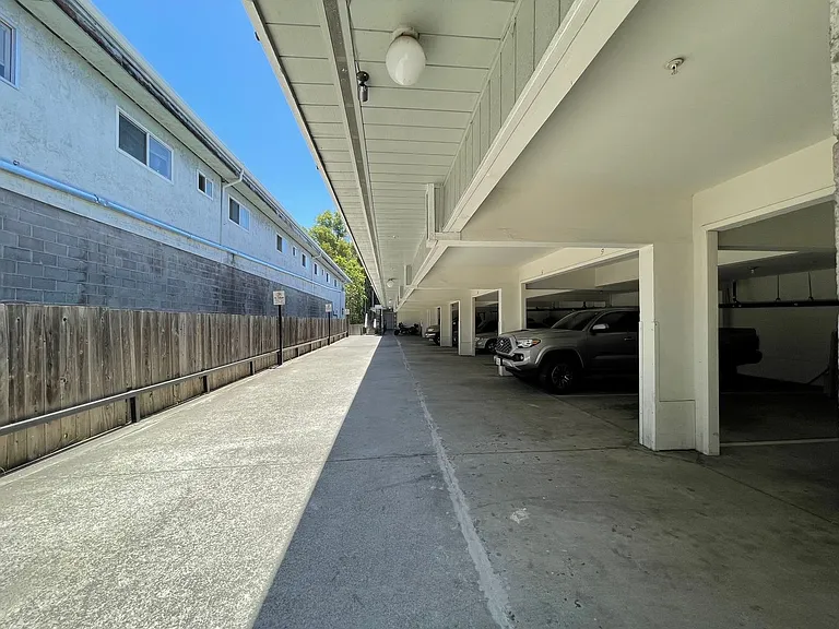 3802 39th Ave #6 — Photo 8