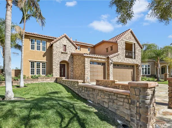 7795 Lady Banks Loop, Corona, CA 92883