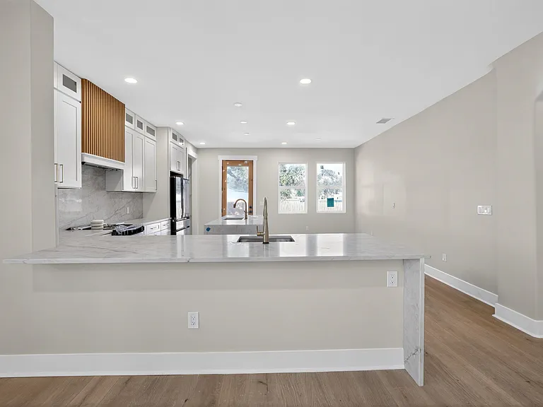 Kitchen Bar