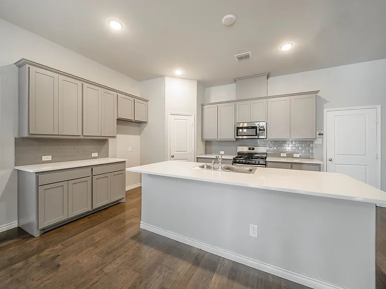 3716 Peach Blossom Rd — Photo 9