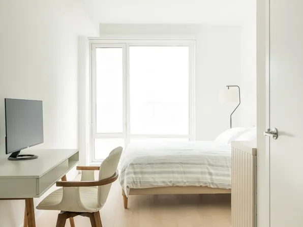 975 Nostrand Avenue image 6 of 20