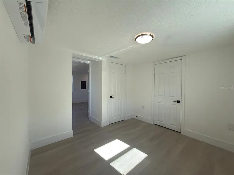 401 E Columbus Dr #2 — Photo 8