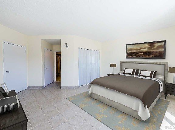 4th image of 780 W Broadway APT 5A
