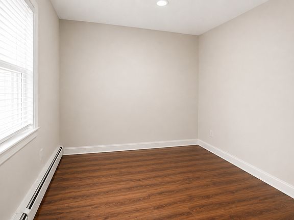 3rd image of 538 Power Rd #3F