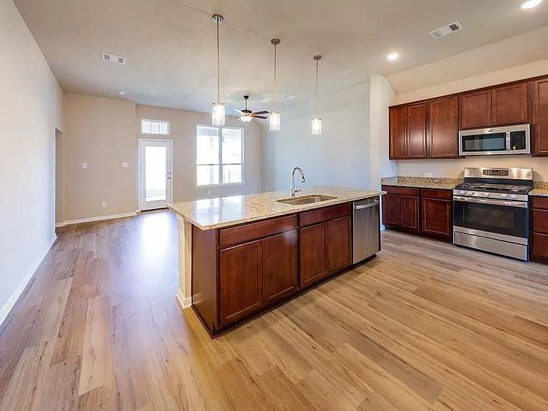 3317 Rolling View Ct — Photo 9