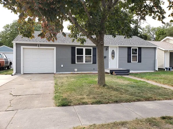 512 Blaine St, Norfolk, NE 68701