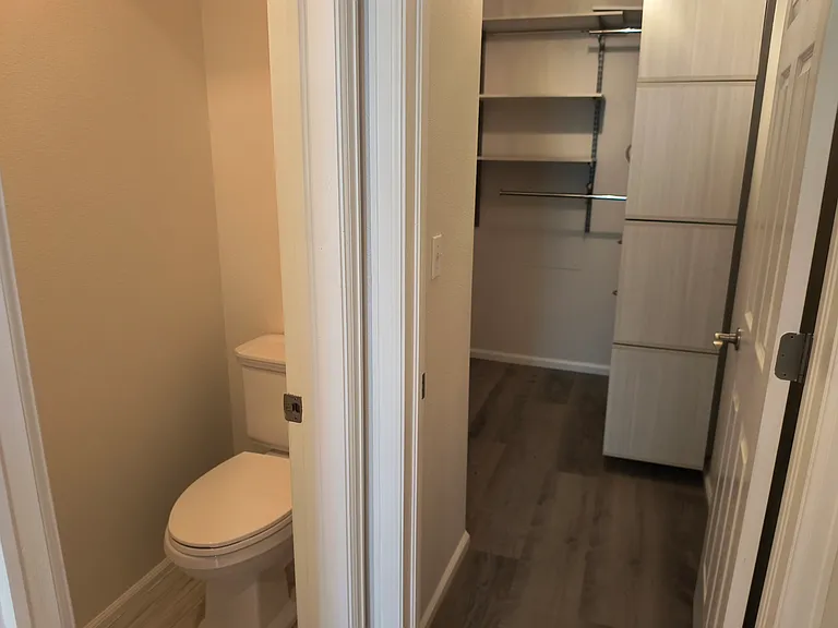 8385 Stonybridge Cir — Photo 15