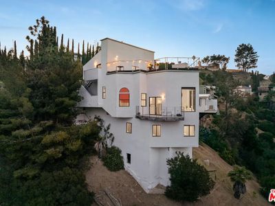 2774 Hollyridge Dr, Los Angeles, CA, 90068