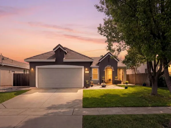 2411 Independence Trl, Plumas Lake, CA 95961