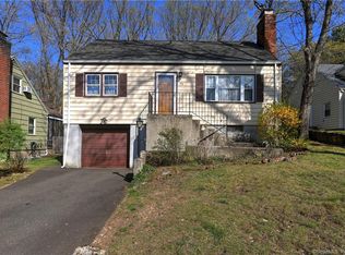 70 Woodbine Cir, Bridgeport, CT 06606