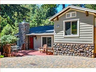 1st image of 204 Cloister Ln