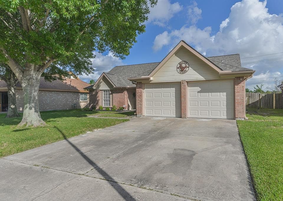 1st image of 1805 Whitebriar Dr