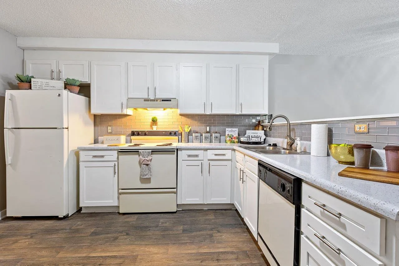 Wexford Apartment Homes — Photo 1
