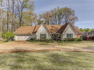 6000 Ivanhoe Rd, Bartlett, TN 38134