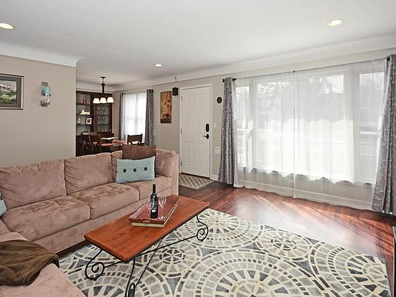 2nd image of 21158 Northwood Ave