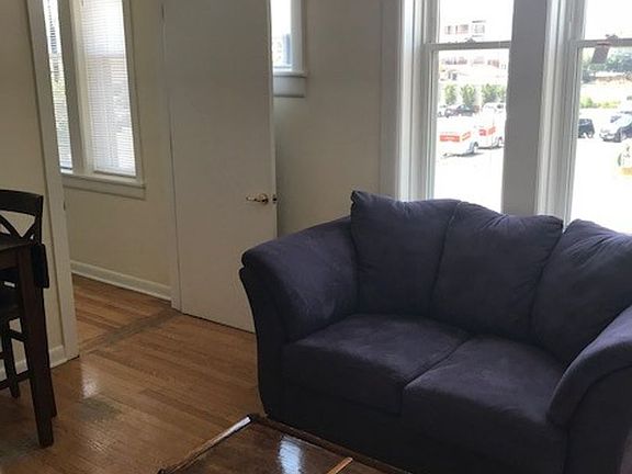 2nd image of 606 N Roan St #8-A