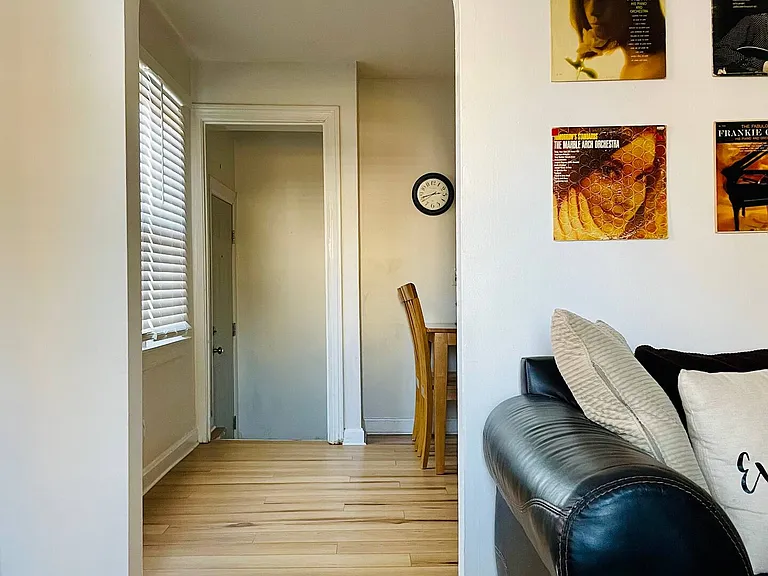 627 S Harlan Ave #B — Photo 17