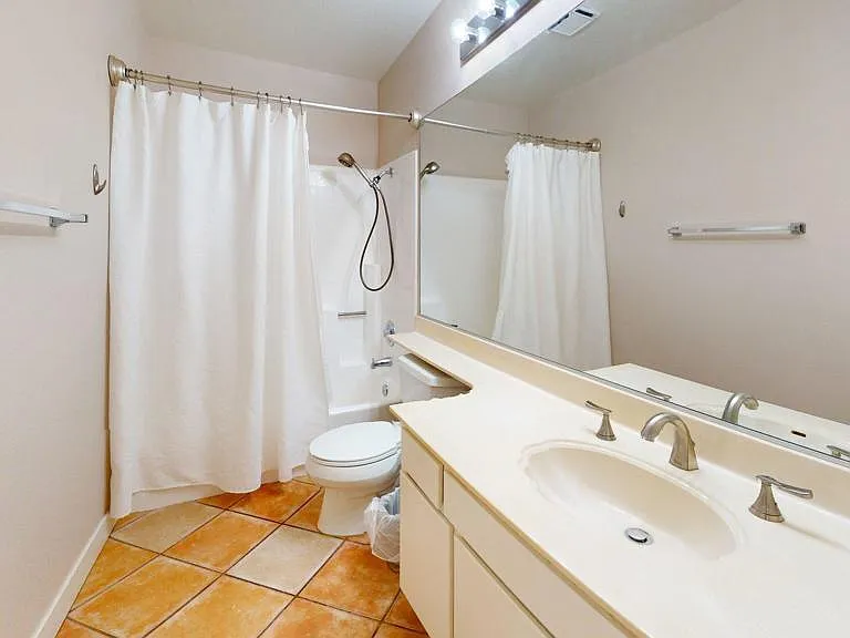 505 S Farrell Dr #O90 — Photo 10