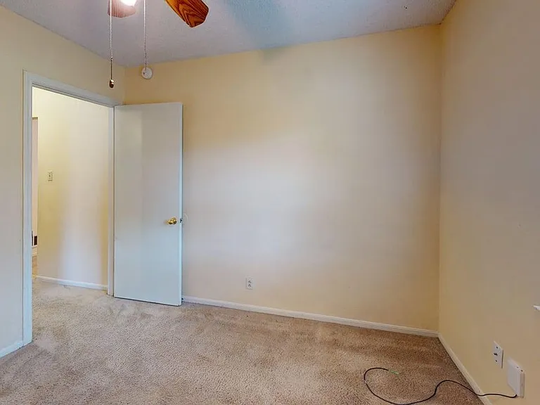 1810 Gautier Ave — Photo 17
