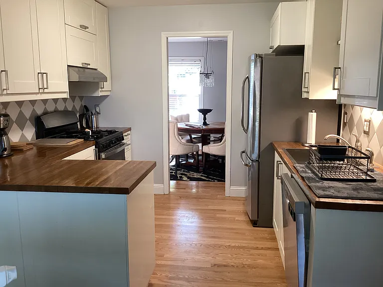15 Regis Ct — Photo 13