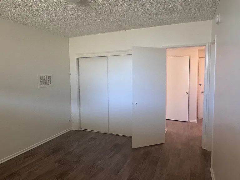 412 Culver Blvd #8 — Photo 18