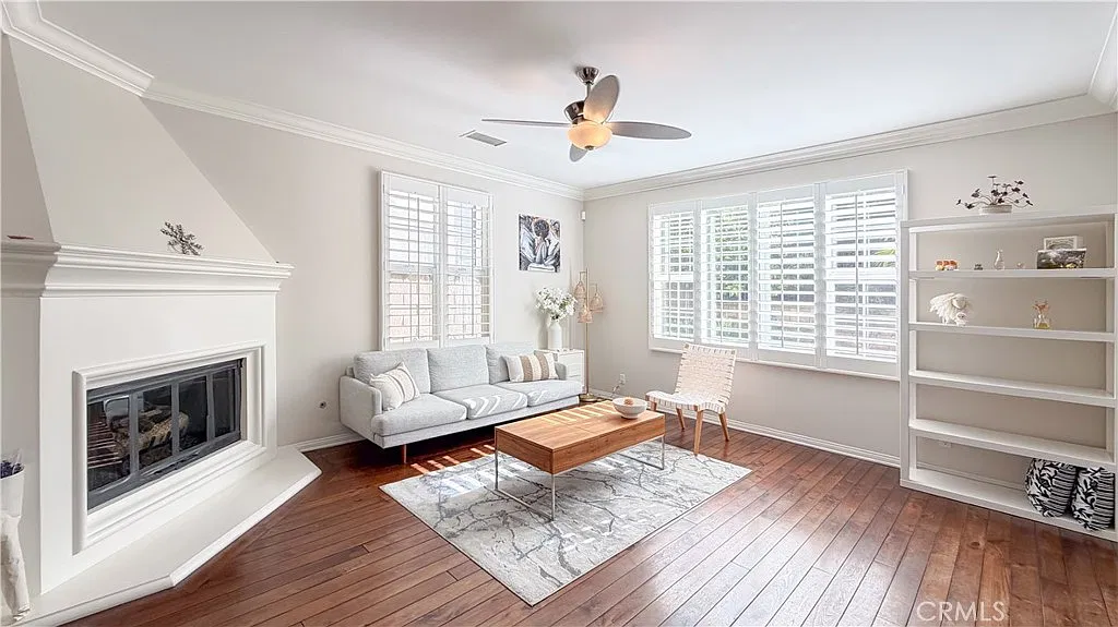 4 bed, 2.5 bath, 2535 sqft, $6,800 — Photo 4
