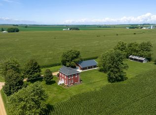 9618 W Fairmont Rd, Polo, IL 61064