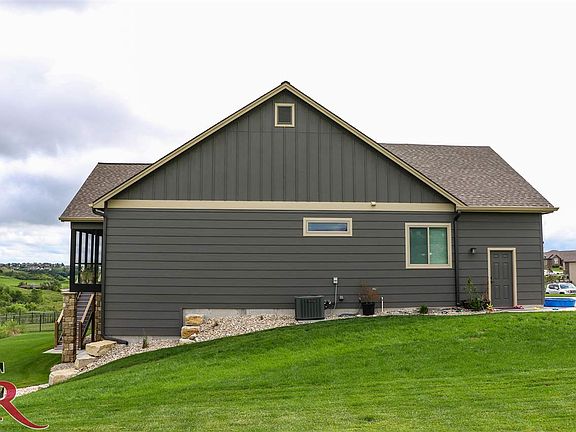 5th image of 3510 Eldridge Dr