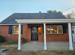 952 Columbus Rd, Burlington, NJ 08016