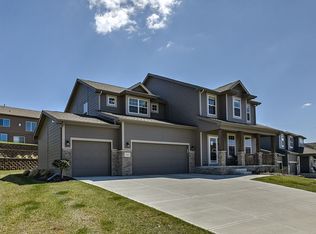 7025 S 184th St, Omaha, NE 68136