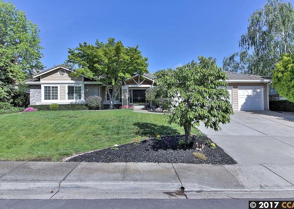 1st image of 70 Country Hills Ct