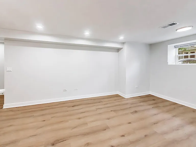 5222 N Christiana Ave #G — Photo 20