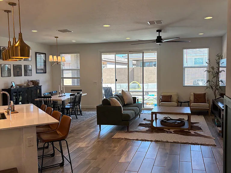 1456 W J Waltz Way — Photo 10