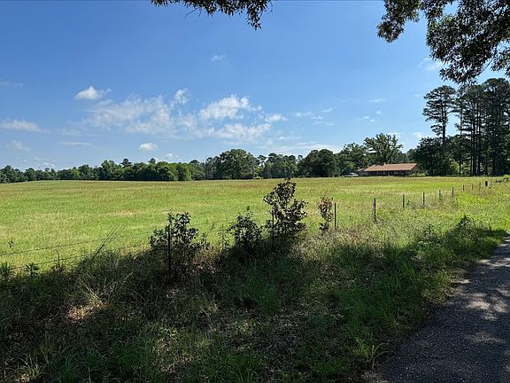 4th image of 983 County Road 4200