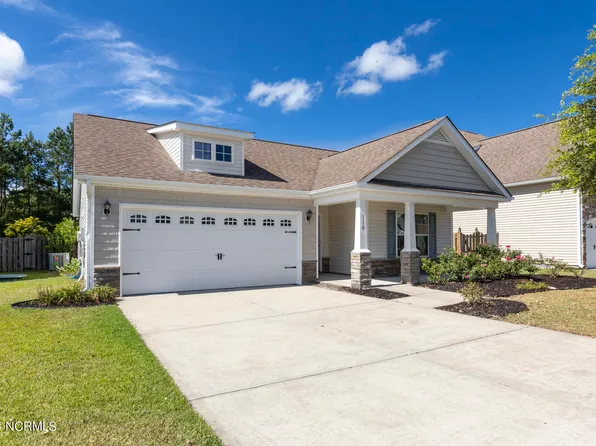 110 Saw Grass Drive, Maple Hill, NC 28454
