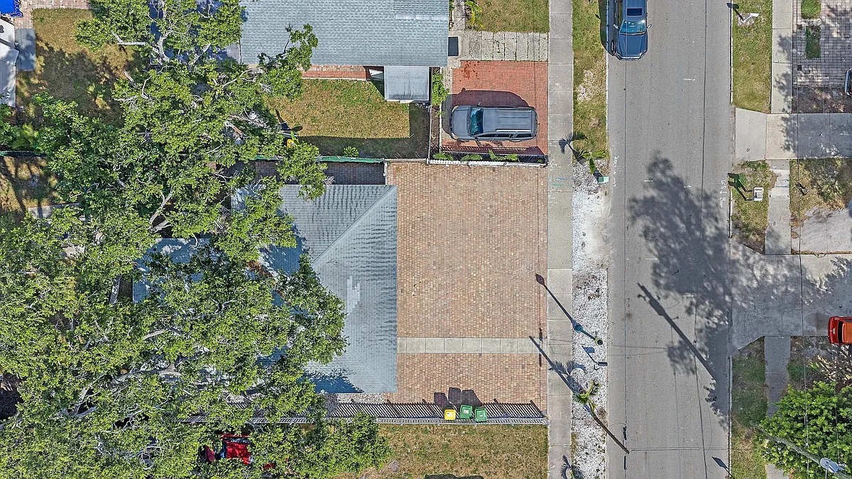 Building Photo - 2125 8th St