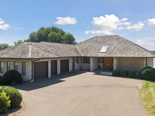 11635 Bass Lake Rd, Minneapolis, MN 55442